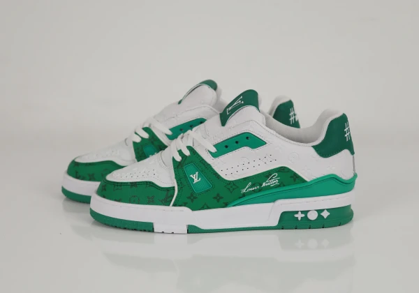 LOUİS VUİTTON TRAİNER SNEAKERS